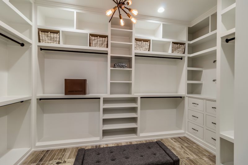 Built-in Niches and Shelves